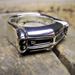 925 Silberring im Stil des Pontiac GTO 1966 – handgefertigter Schmuck für Muscle-Car-Fans, auch in Gold erhältlich